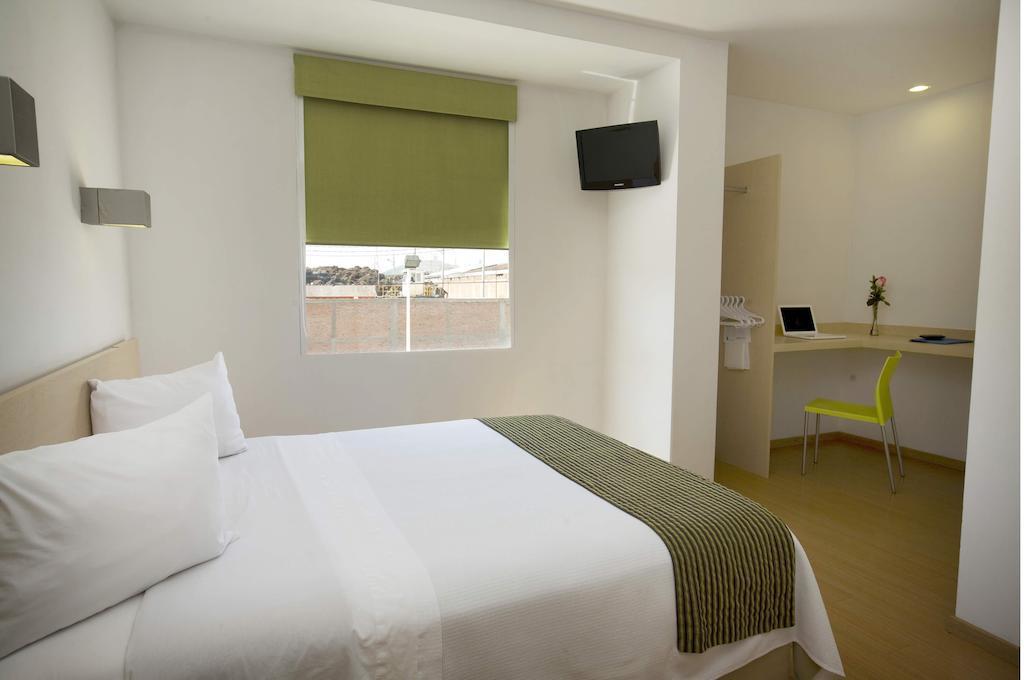 One Aguascalientes Sur Hotel Luaran gambar