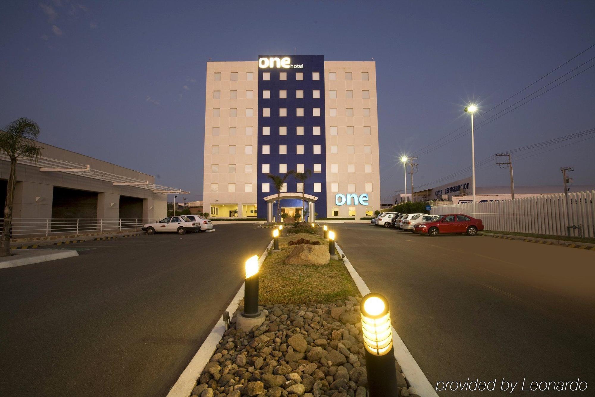One Aguascalientes Sur Hotel Luaran gambar